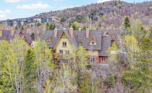 Condo in Mont-Tremblant, Quebec, Canada 1