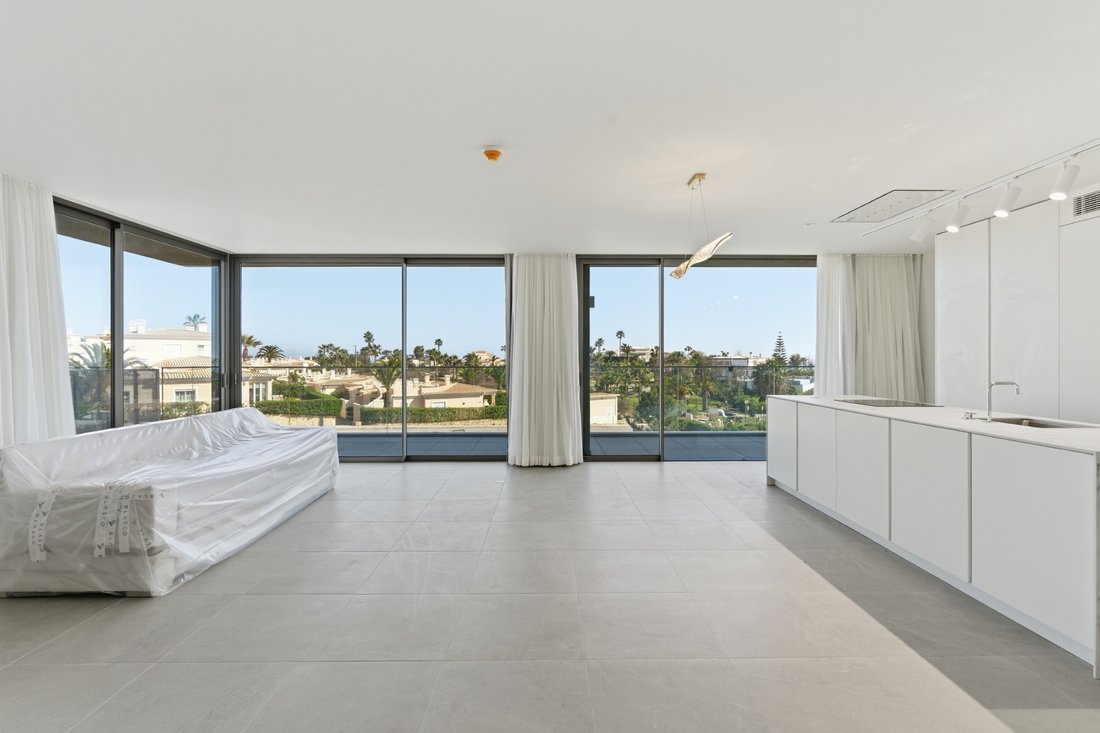 Apartment in Lagoa e Carvoeiro, Algarve, Portugal 2 - 17986279
