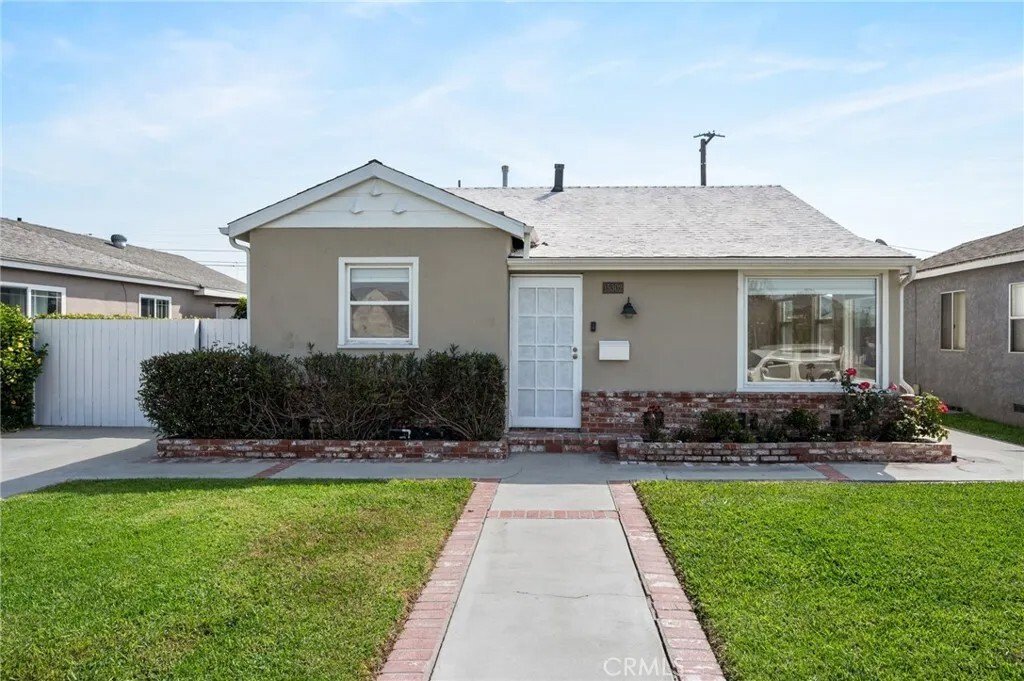 Condo in Gardena, California, United States 1 - 17710642
