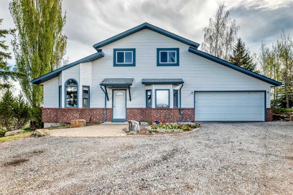 House in De Winton, Alberta, Canada 4 - 17990259