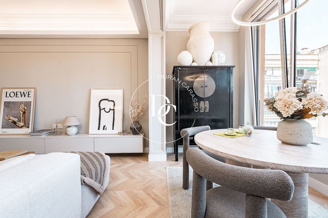 Apartment in Eixample, Barcelona, Spain 5 - 17991377