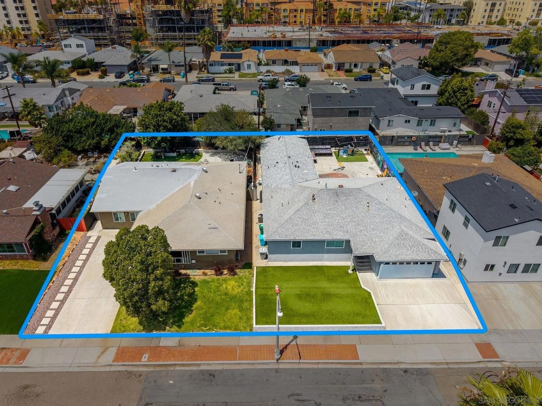 San Diego, California, United States 3 - 17988525