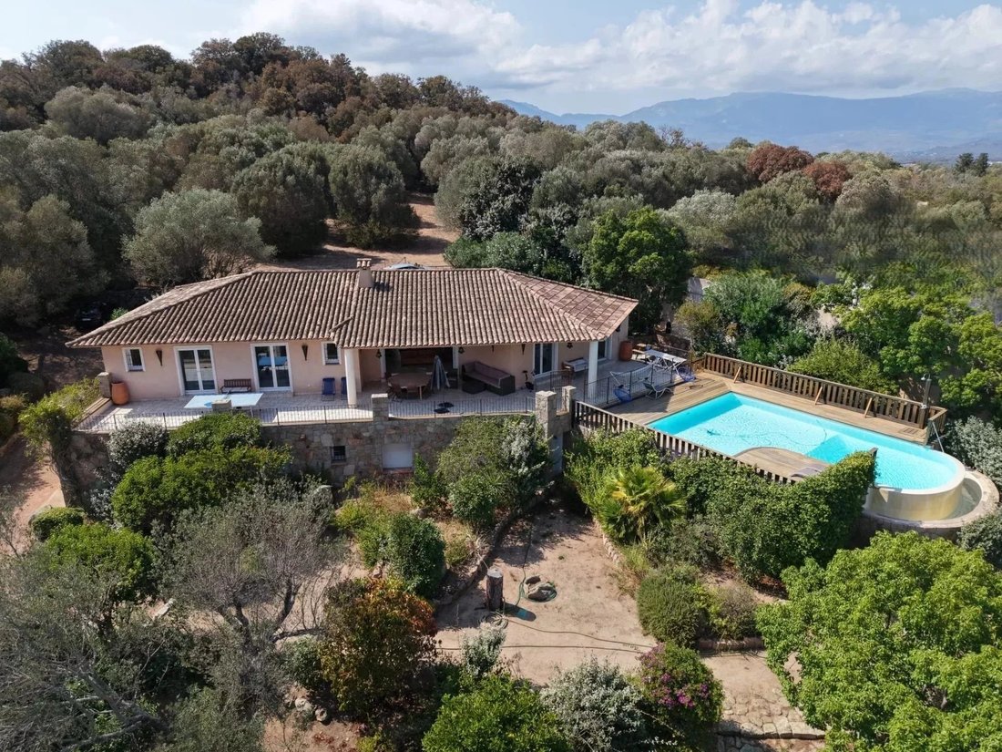 House in Porto-Vecchio, Corsica, France 1 - 16937515