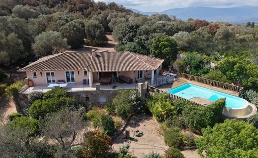 Haus in Porto-Vecchio, Korsika, Frankreich 1