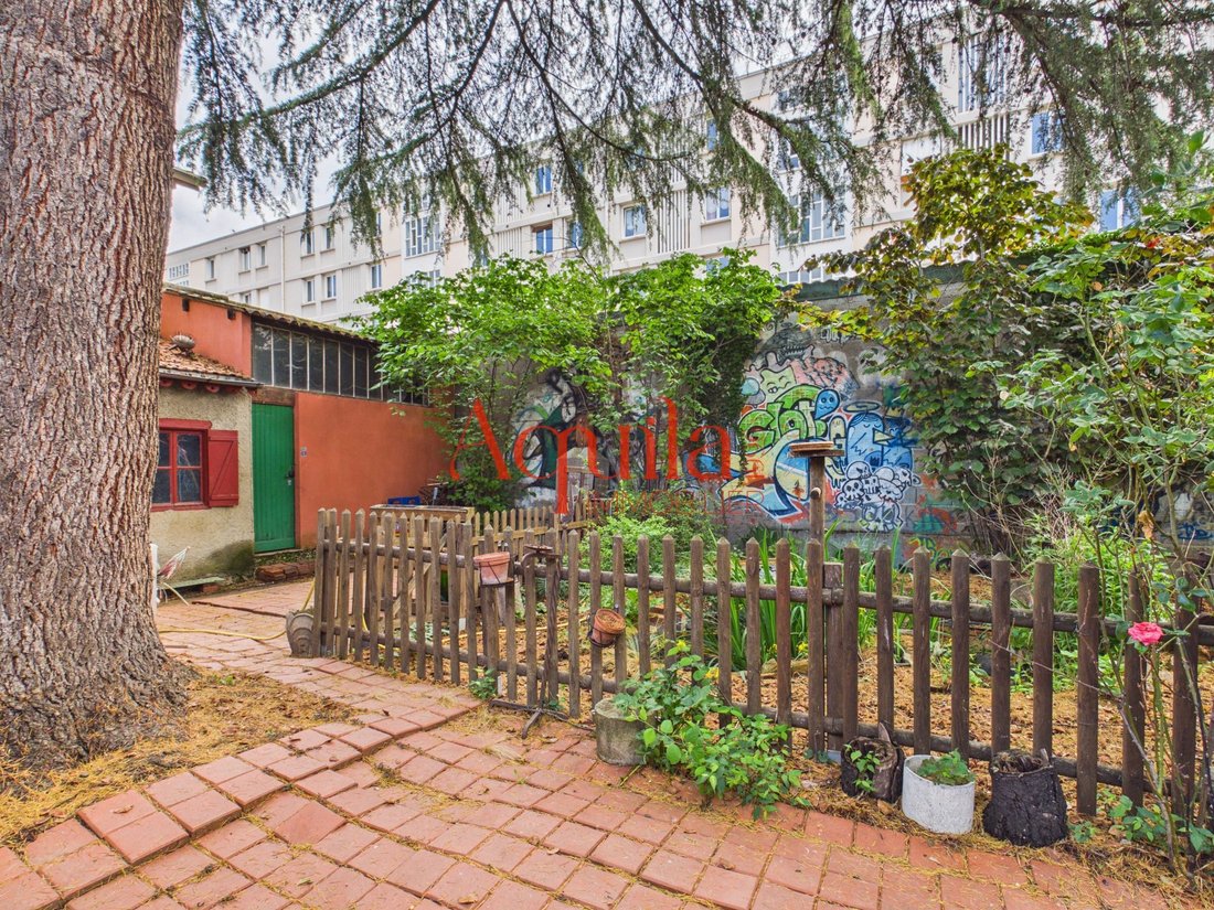 House in Zola - Pressence, Villeurbanne, France 4 - 17990495