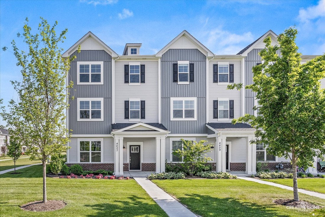 Townhouse in Aurora, Illinois, United States 1 - 17993345