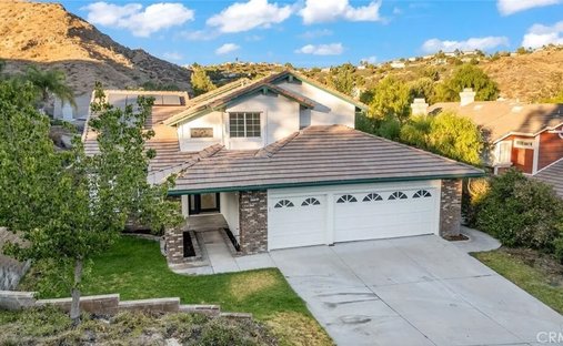 House in Santa Clarita, California, United States 1