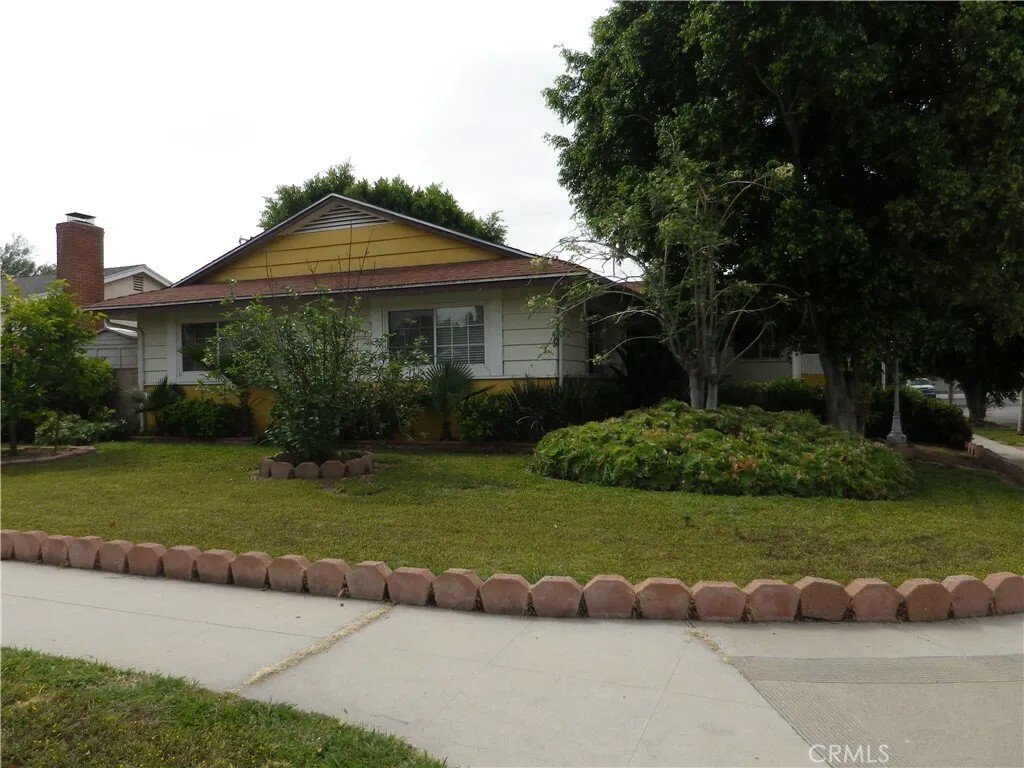 Los Angeles, California, United States 1 - 17858288
