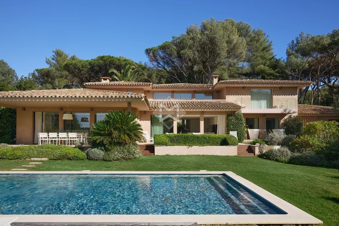 Villa in Zone Est Diffuse, Saint-Tropez, France 3 - 12698354