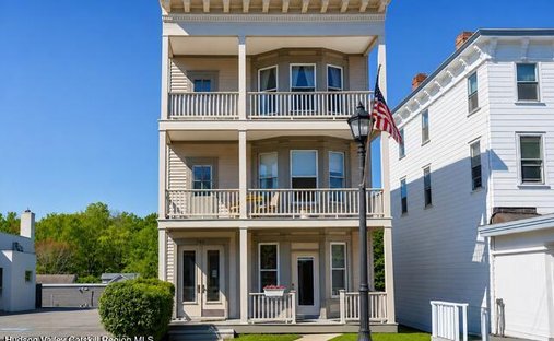 House in Hudson, New York, United States 1