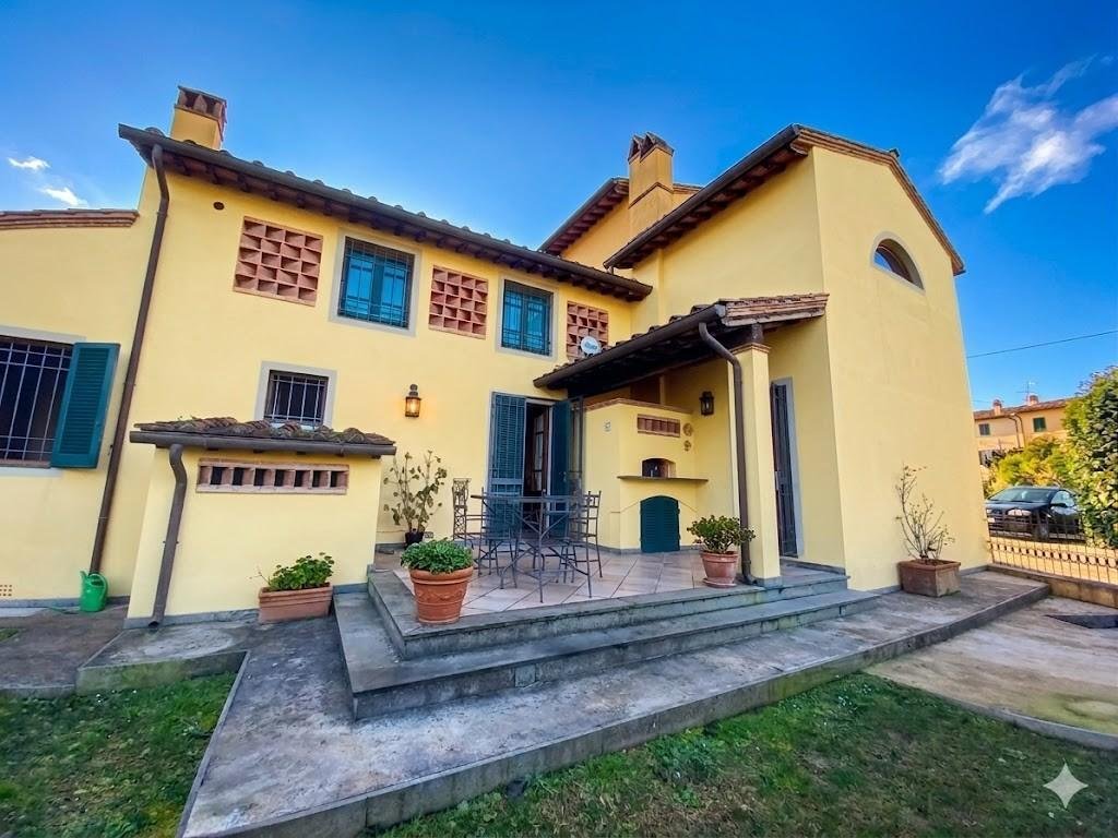 Country House in Capezzano Pianore, Camaiore, Tuscany 1 - 17322584