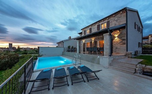 Villa in Sveti Lovrec Pazenaticki, Istria County, Croatia 1