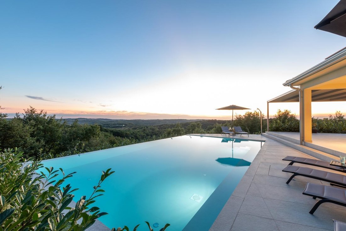 Villa in Opcina Motovun, Istria County, Croatia 2 - 17998489
