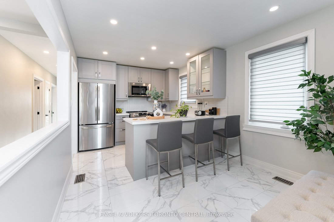 House in Oshawa, Ontario, Canada 5 - 17994920