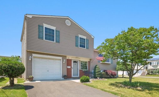 House in Carteret, New Jersey, United States 1