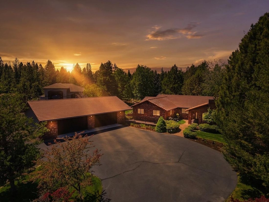House in Bend, Oregon, United States 1 - 17981638