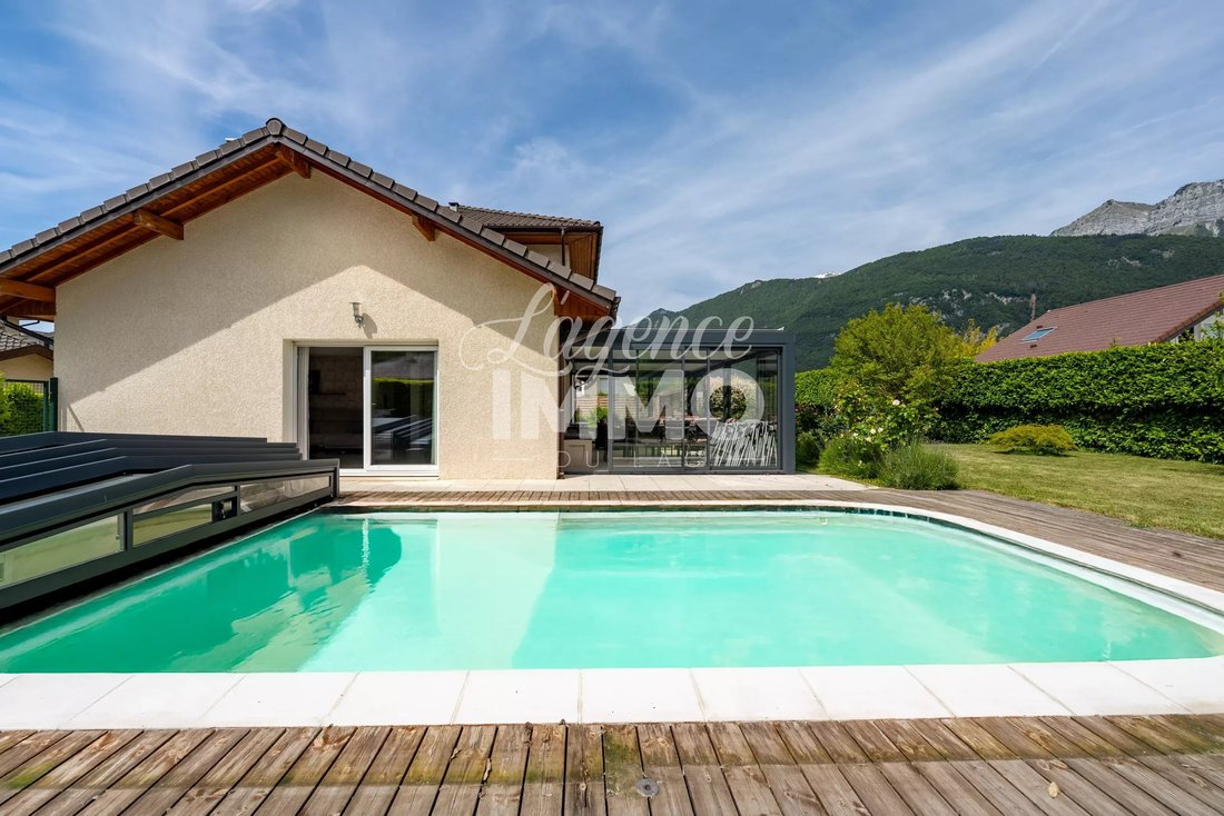 House in Doussard, Auvergne-Rhône-Alpes, France 1 - 17986321