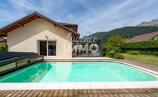 House in Doussard, Auvergne-Rhône-Alpes, France 1