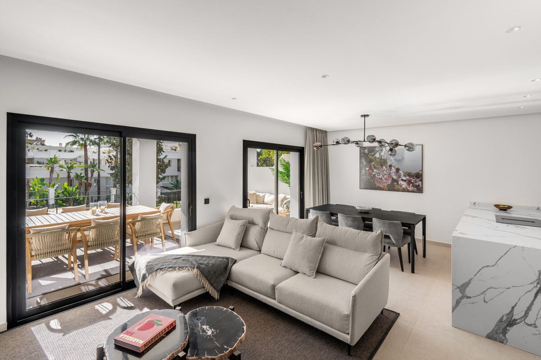 Penthouse in Puerto Banus, Marbella, Spain 2 - 17986161