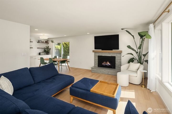 House in Edmonds, Washington, United States 5 - 17999039