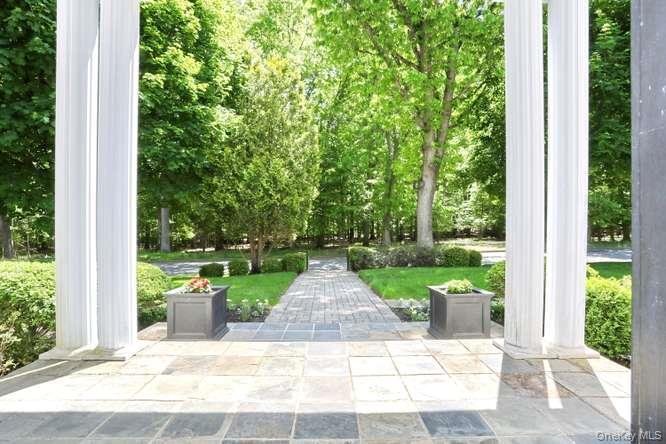 House in Airmont, New York, United States 5 - 17996010