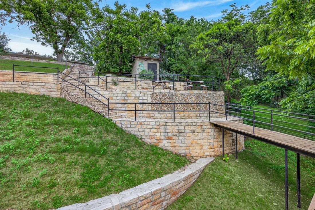 House in McQueeney, Texas, United States 3 - 16590705