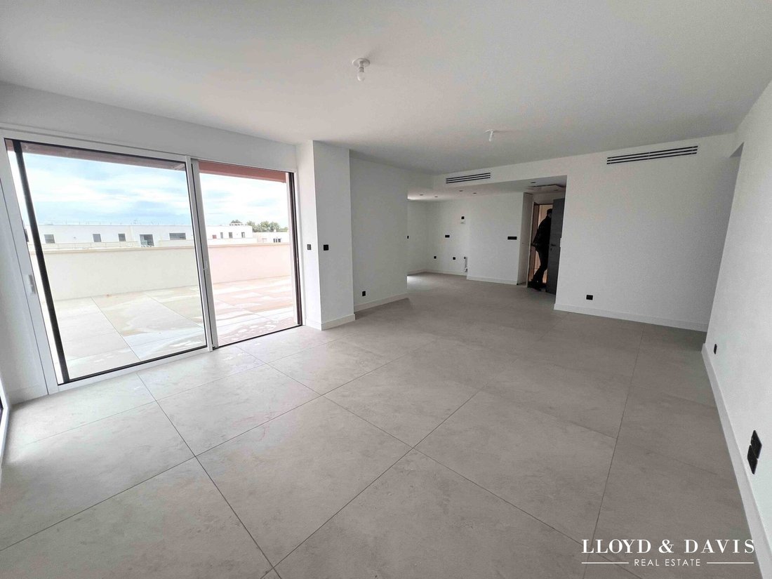 Apartment in Centre Ville, Castries, France 3 - 17990507