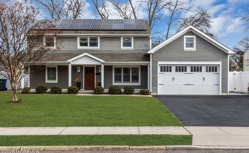 House in Oakhurst, New Jersey, United States 1