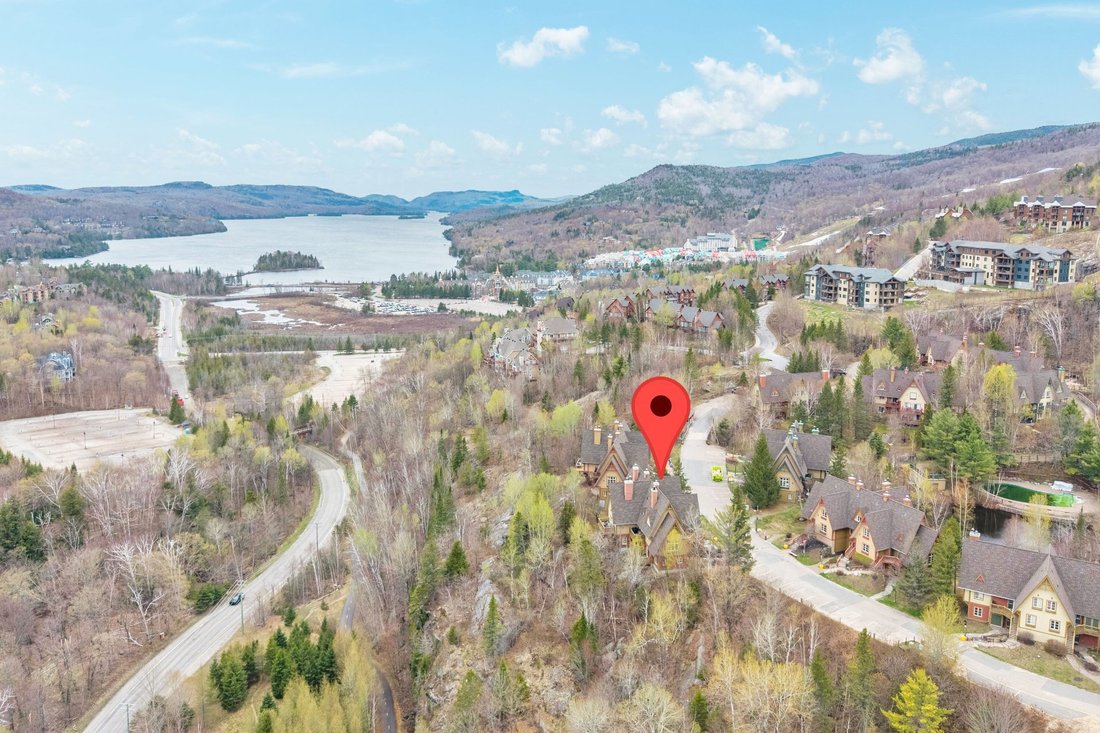 Condo in Mont-Tremblant, Quebec, Canada 5 - 17989233