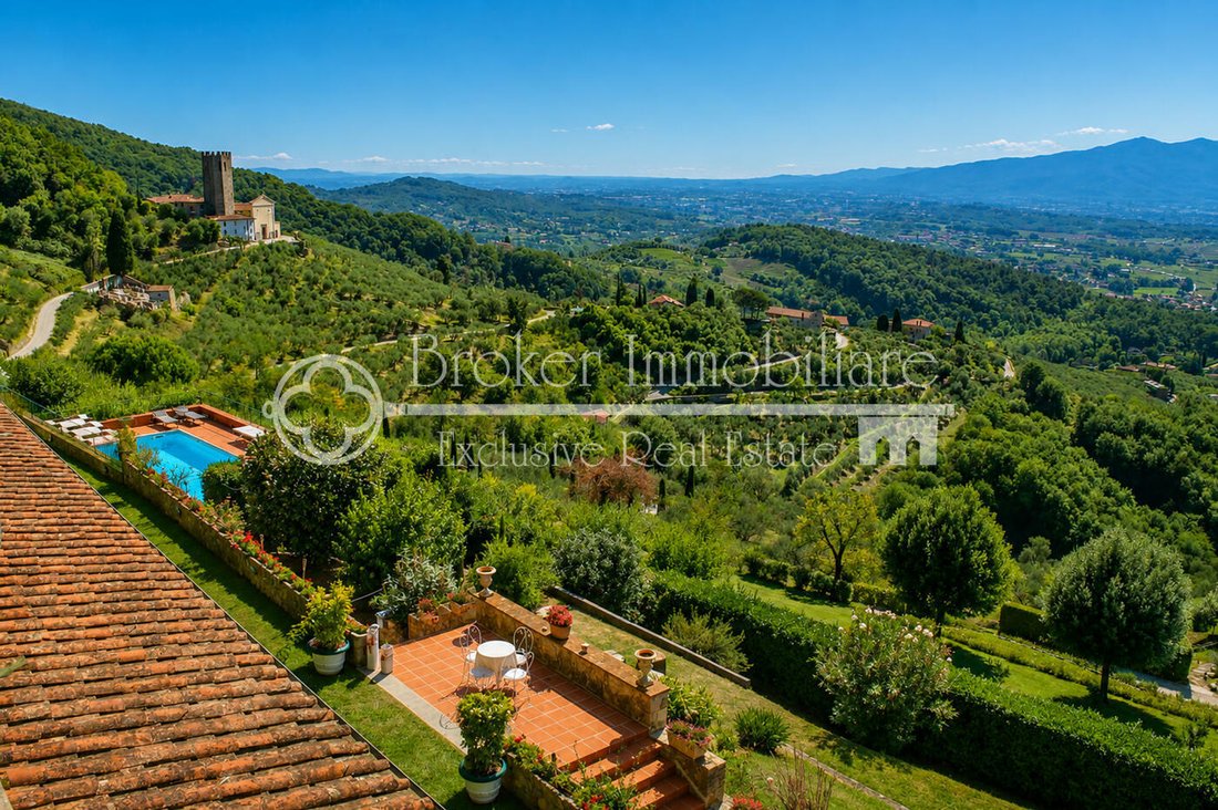 Villa in Historic Center, Lucca, Tuscany 3 - 17996210