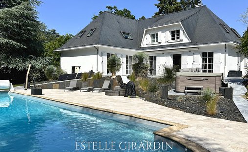 Villa in Carquefou Est-Hors Agglo, Carquefou, France 1