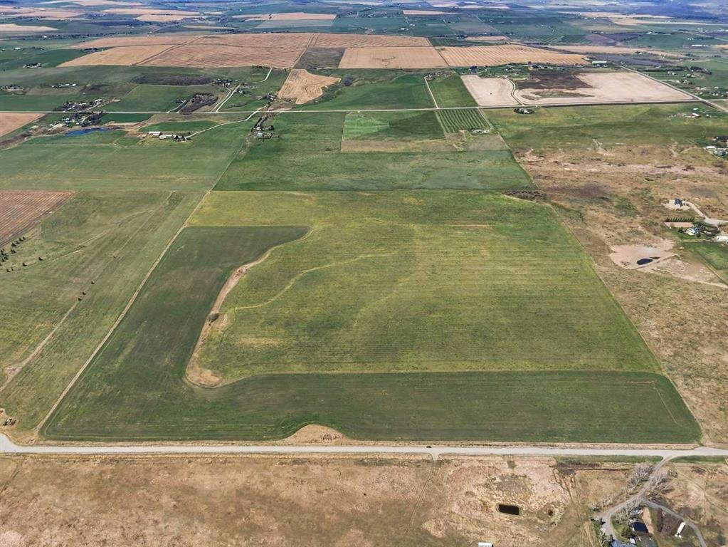 Land in Okotoks, Alberta, Canada 1 - 17990276