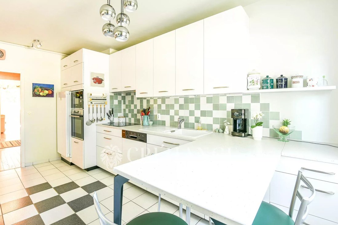 Apartment in Les Coteaux de Seine, Louveciennes, France 4 - 17986405
