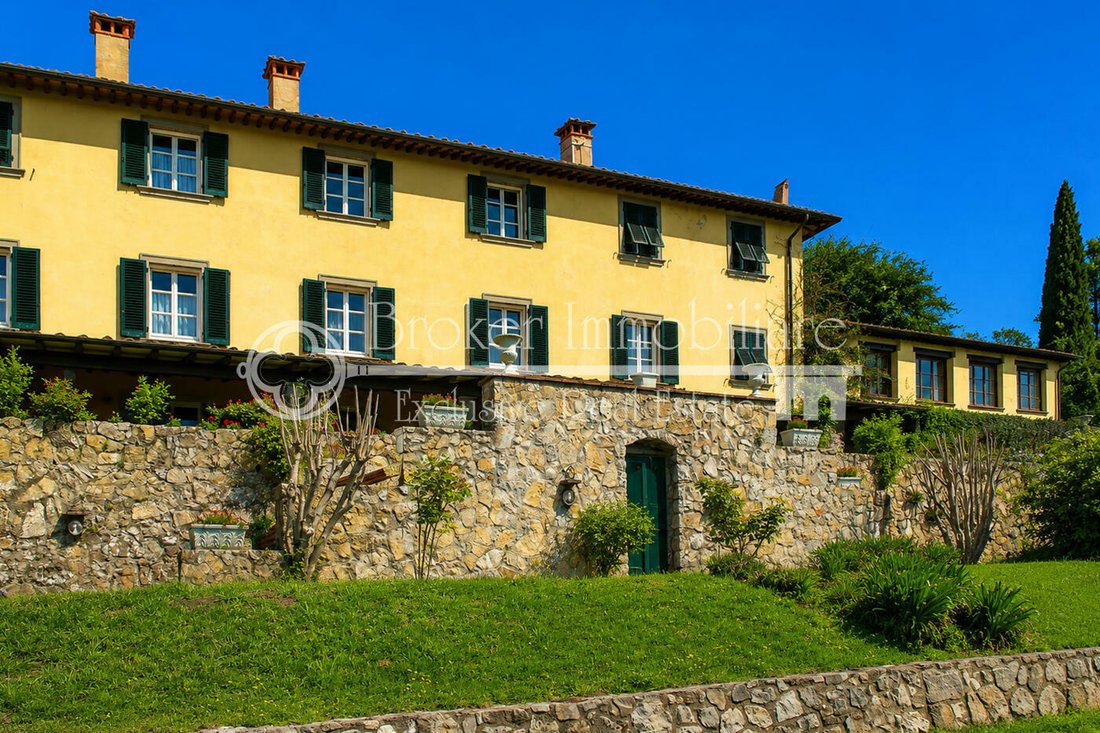 Villa in Historic Center, Lucca, Tuscany 5 - 17996210