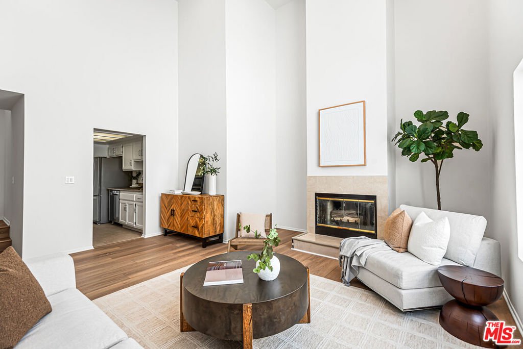 Townhouse in Culver City, California, United States 4 - 17987538