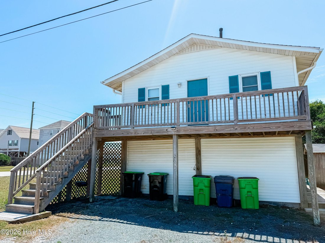 House in North Topsail Beach, North Carolina, United States 1 - 17988641