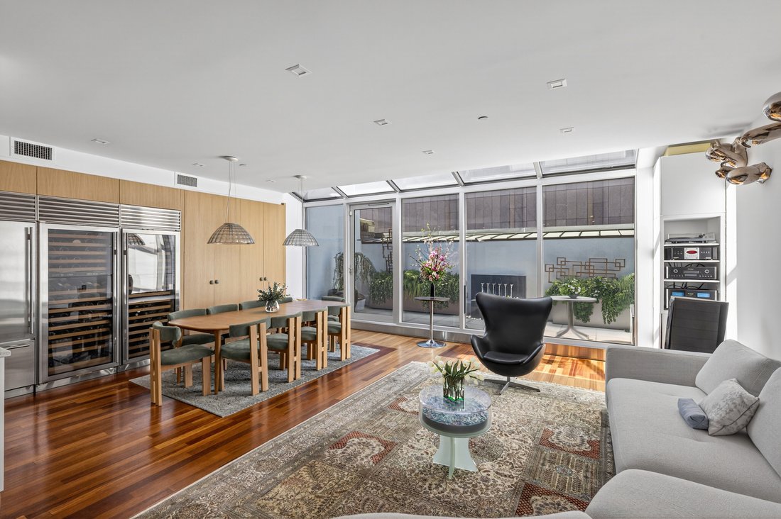Condo in New York, New York, United States 2 - 17985988