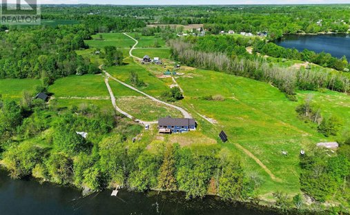 Casa en Lyndhurst, Ontario, Canadá 1