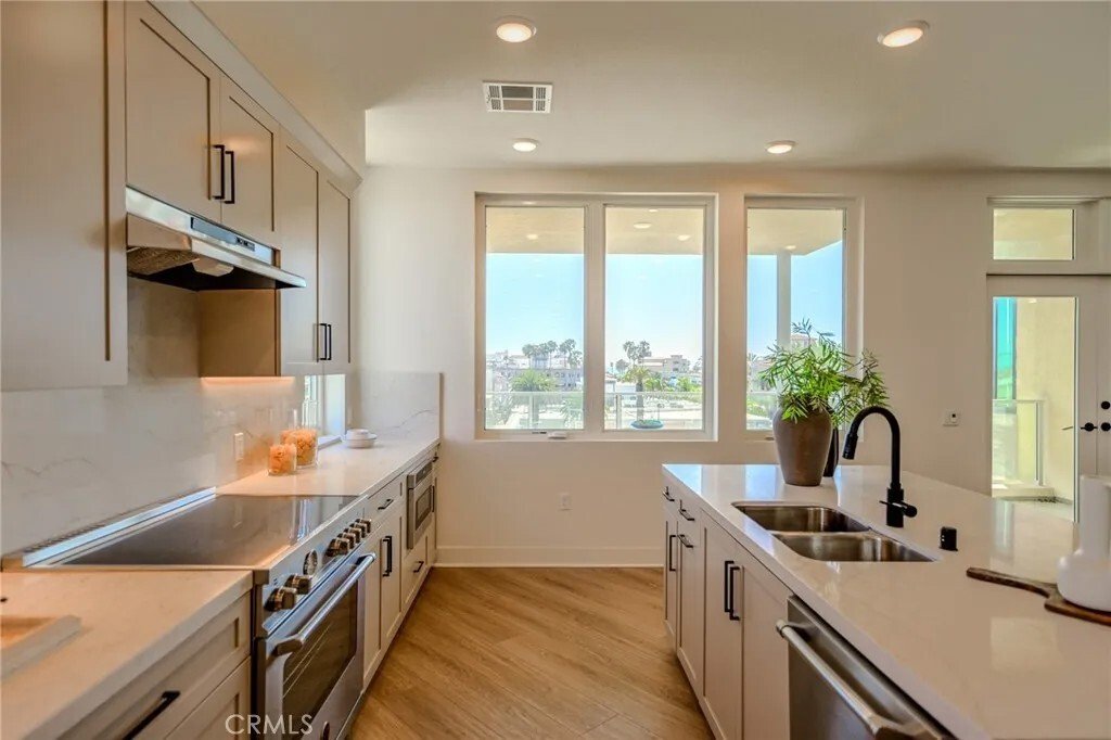 Condo in Huntington Beach, California, United States 4 - 17744102