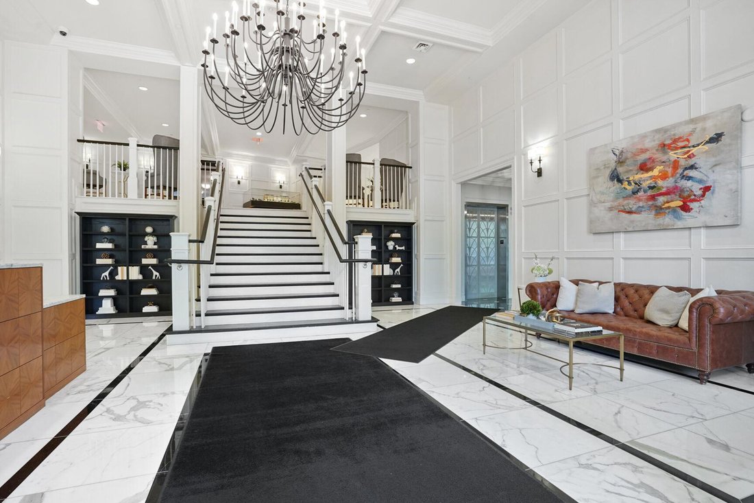 Condo in McLean, Virginia, United States 3 - 17711413
