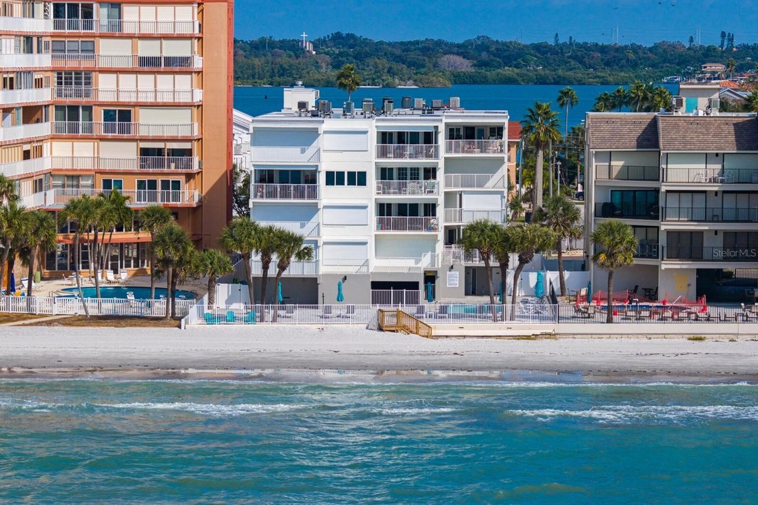 Condo in Madeira Beach, Florida, United States 1 - 17996933