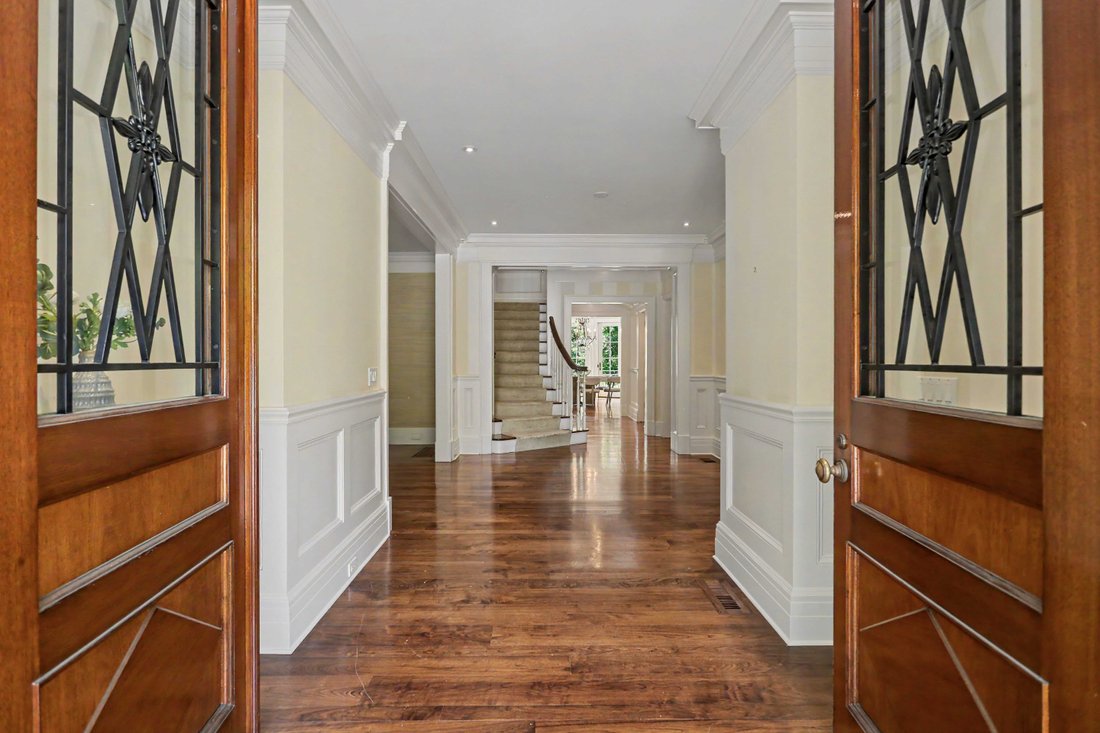 House in Greenwich, Connecticut, United States 4 - 17990193