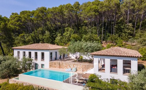 Villa in Est, Lorgues, France 1