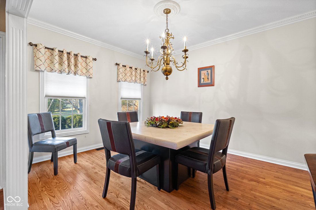 House in Columbus, Indiana, United States 5 - 17987044