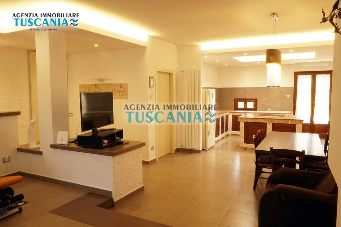 Villa in Monteverdi Marittimo, Tuscany, Italy 5 - 12567319