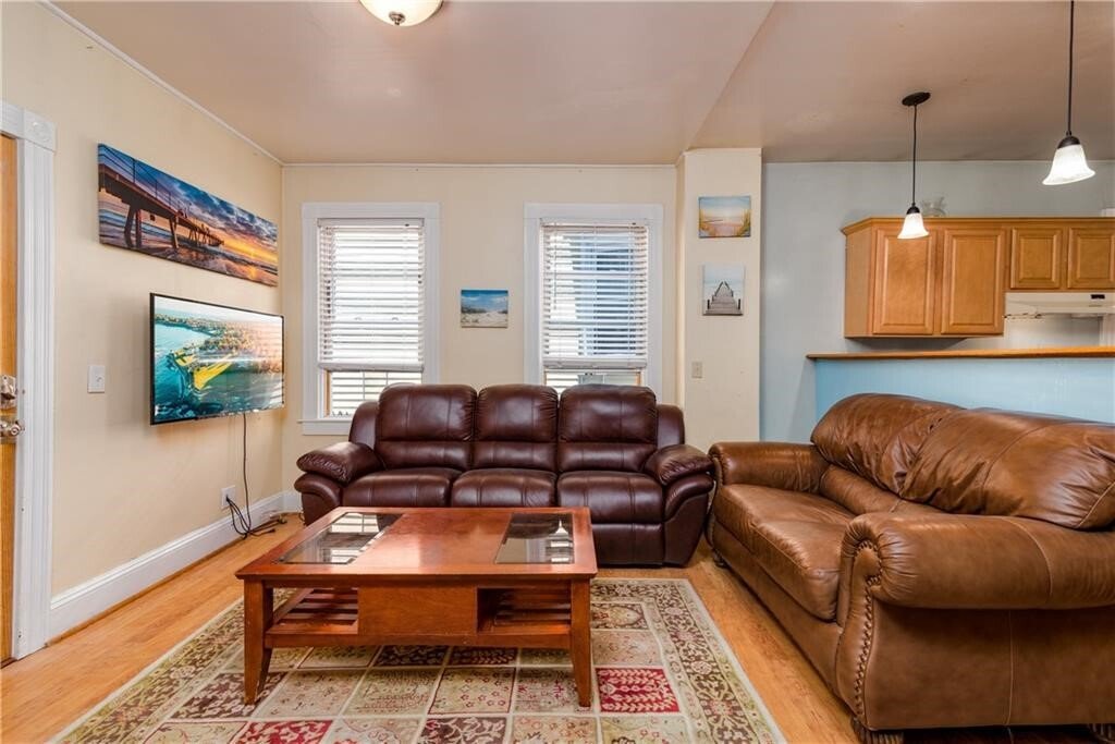 Newport, Rhode Island, United States 5 - 17992935