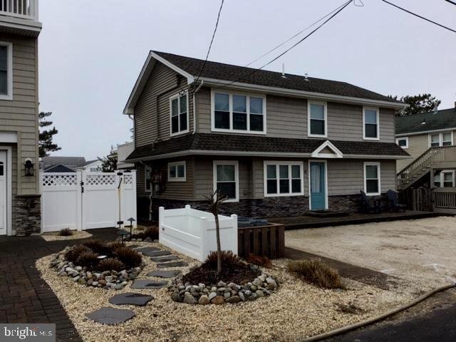 House in Ship Bottom, New Jersey, United States 2 - 17410941