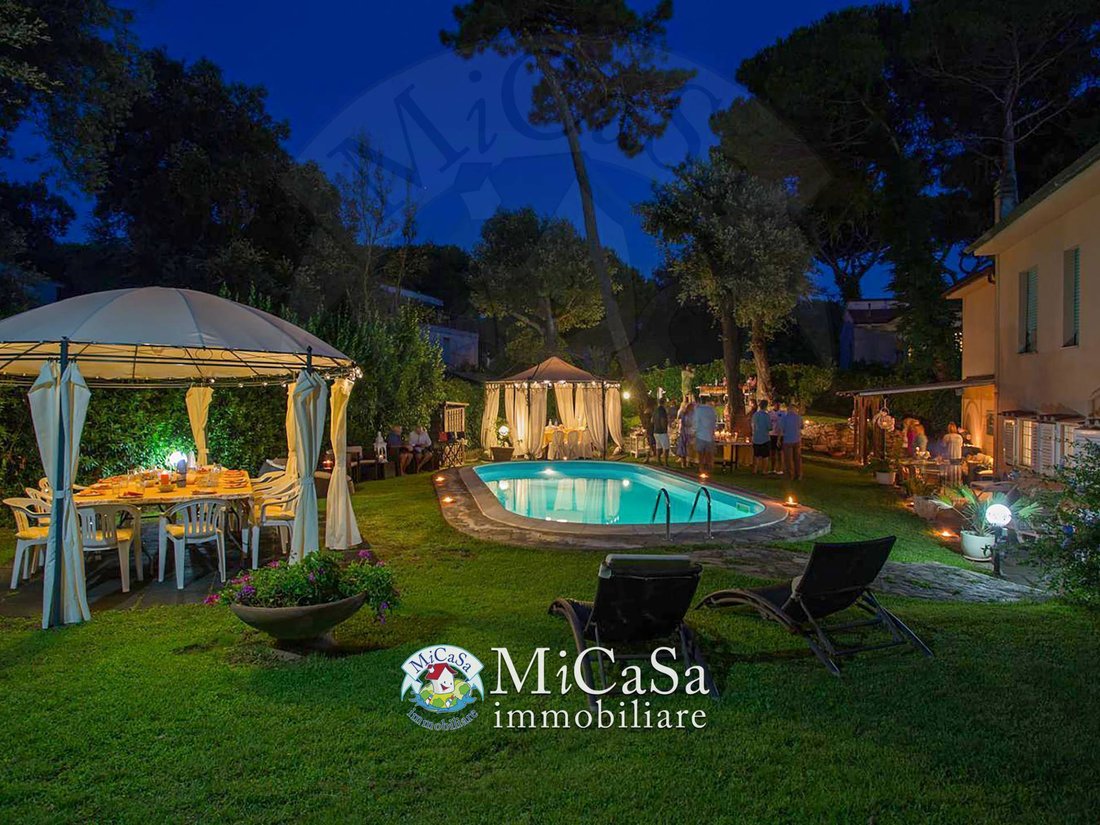 Villa in Tirrenia, Pisa, Italy 2 - 17990091