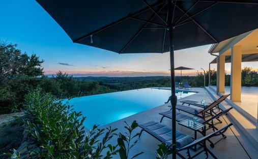 Villa in Opcina Motovun, Istria County, Croatia 1