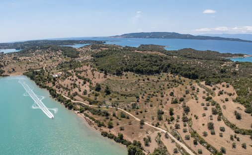 Land in Koinotita Portoxeliou, Kranidi, Griechenland 1